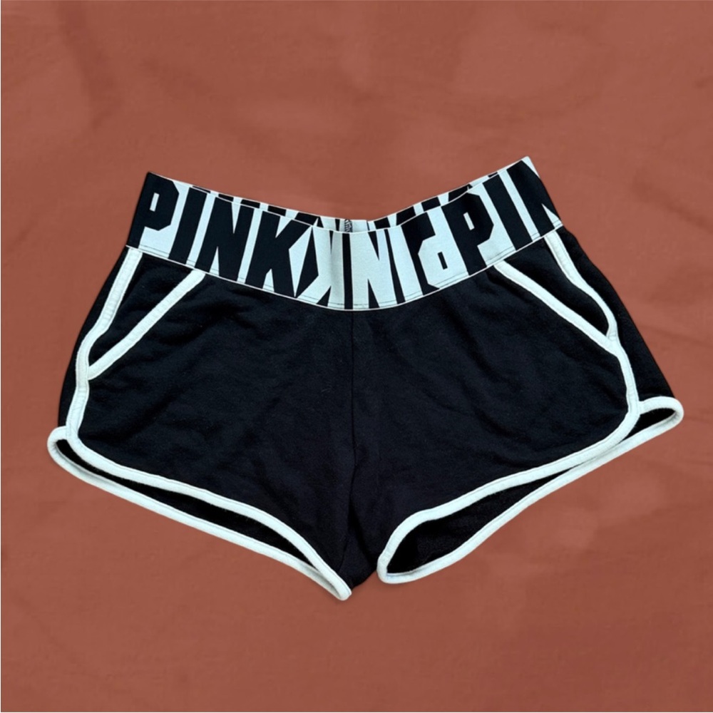 ❌ SOLD ❌ PINK VICTORIAS SECRET SHORTS